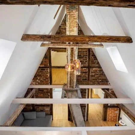 Apartment Johannis - Schrangen-suites-1389 Luneburg
